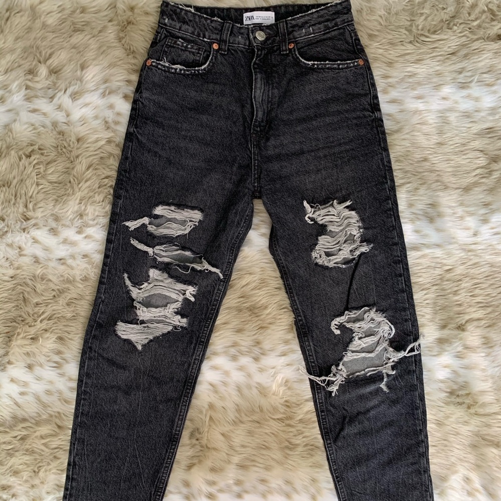 ZARA distressed denim mom jean
